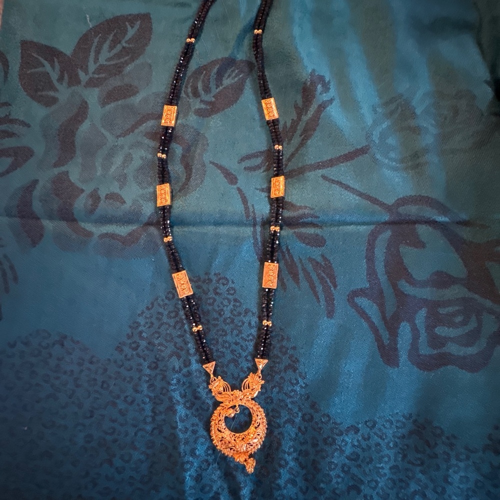 India necklace